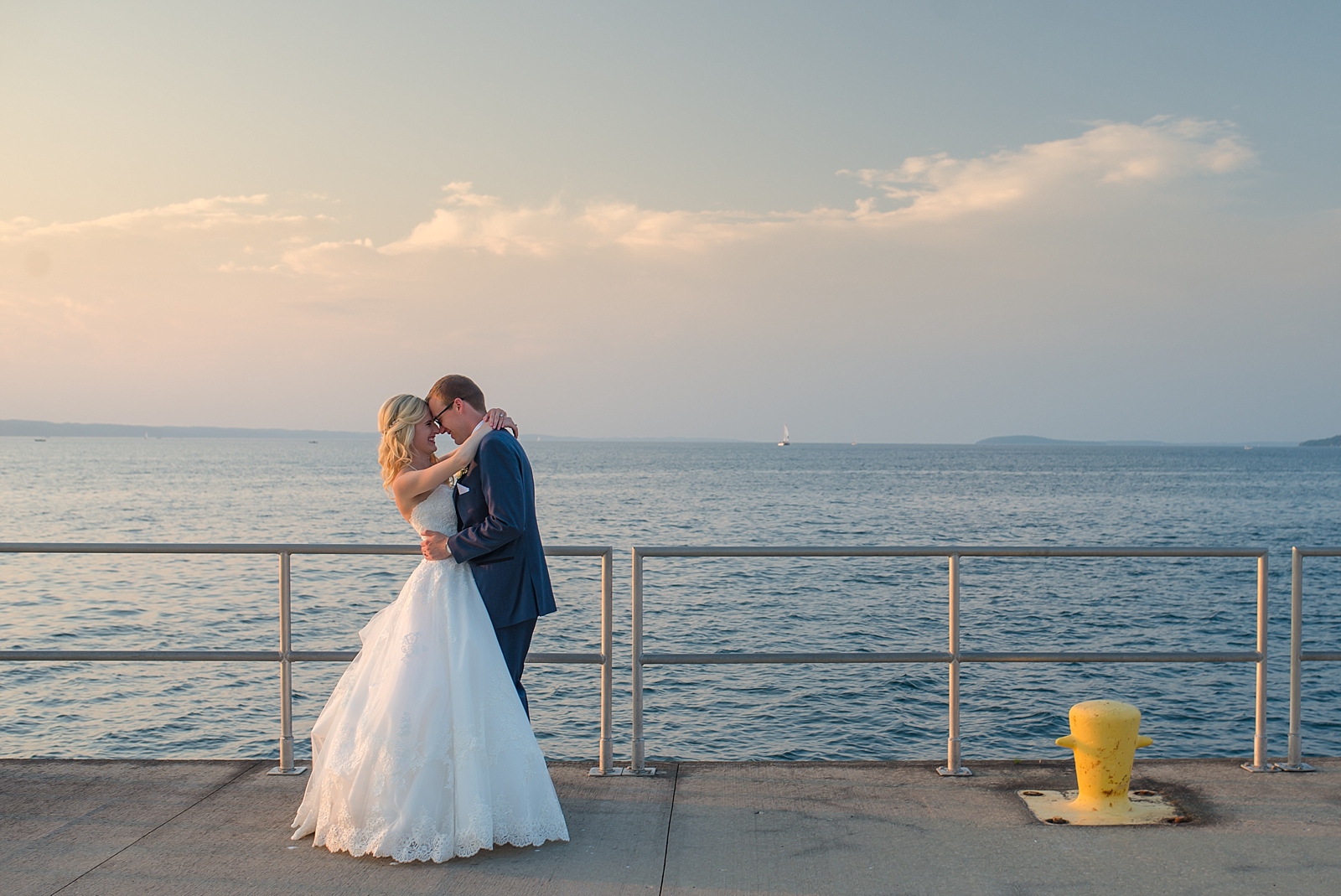 ODEN AND JANELLE PHOTOGRAPHY | TRAVERSE CITY WEDDING PHOTOGRAPHERS_0042.jpg